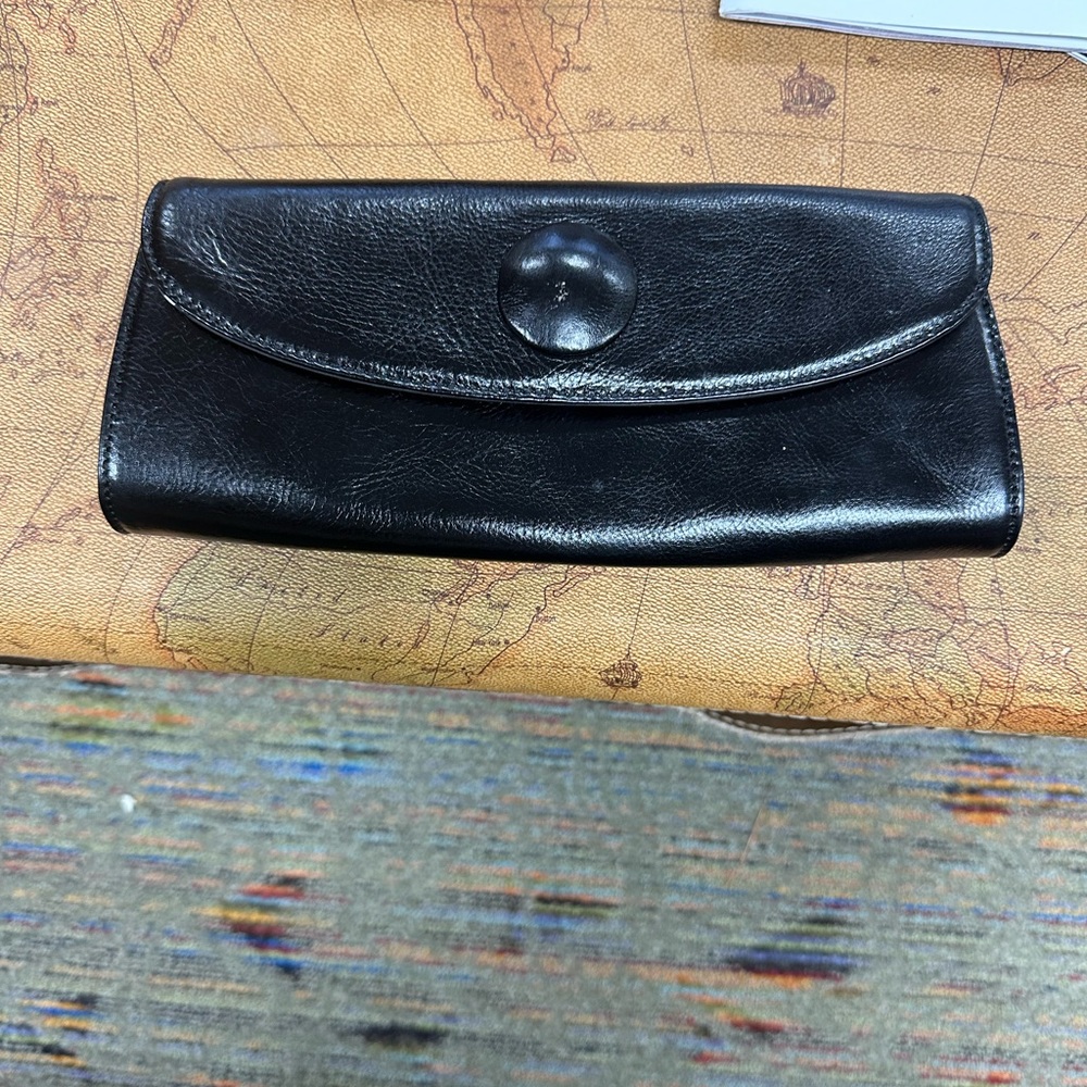 Hobo Black Clutch